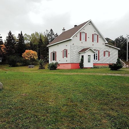 Chill Shack - Auberge Jeunesse Sainte Anne-des-Chênes Esterno foto