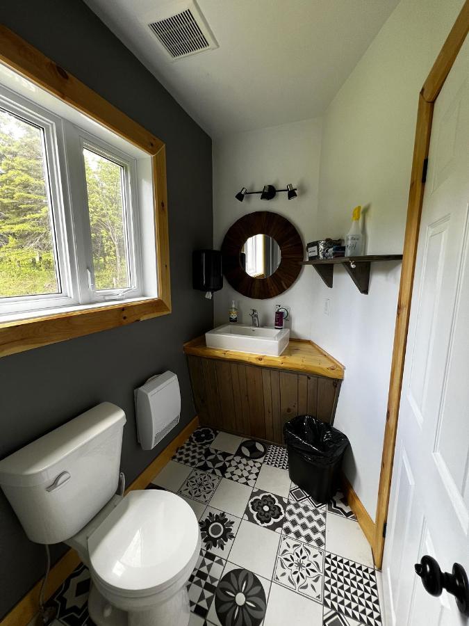Chill Shack - Auberge Jeunesse Sainte Anne-des-Chênes Esterno foto